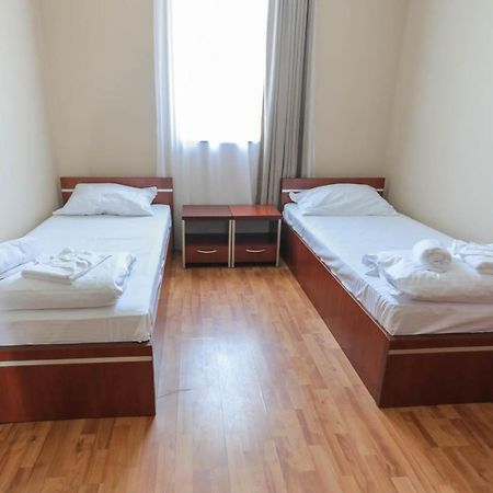 Restoran Bsk Bed & Breakfast Beograd Bagian luar foto